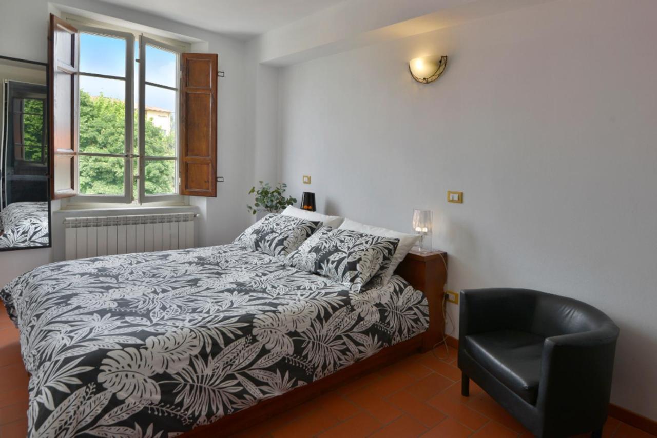 Charme Con Parcheggio Apartment Lucca Exterior photo
