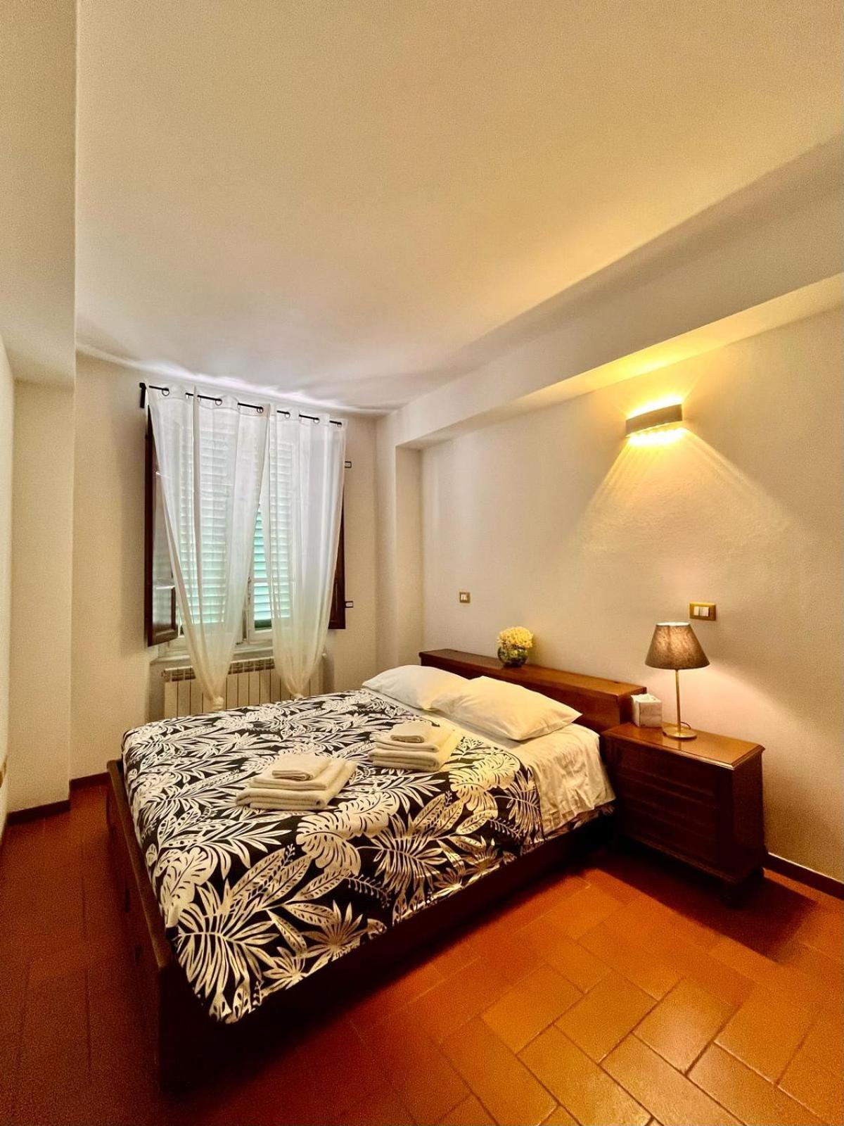 Charme Con Parcheggio Apartment Lucca Exterior photo