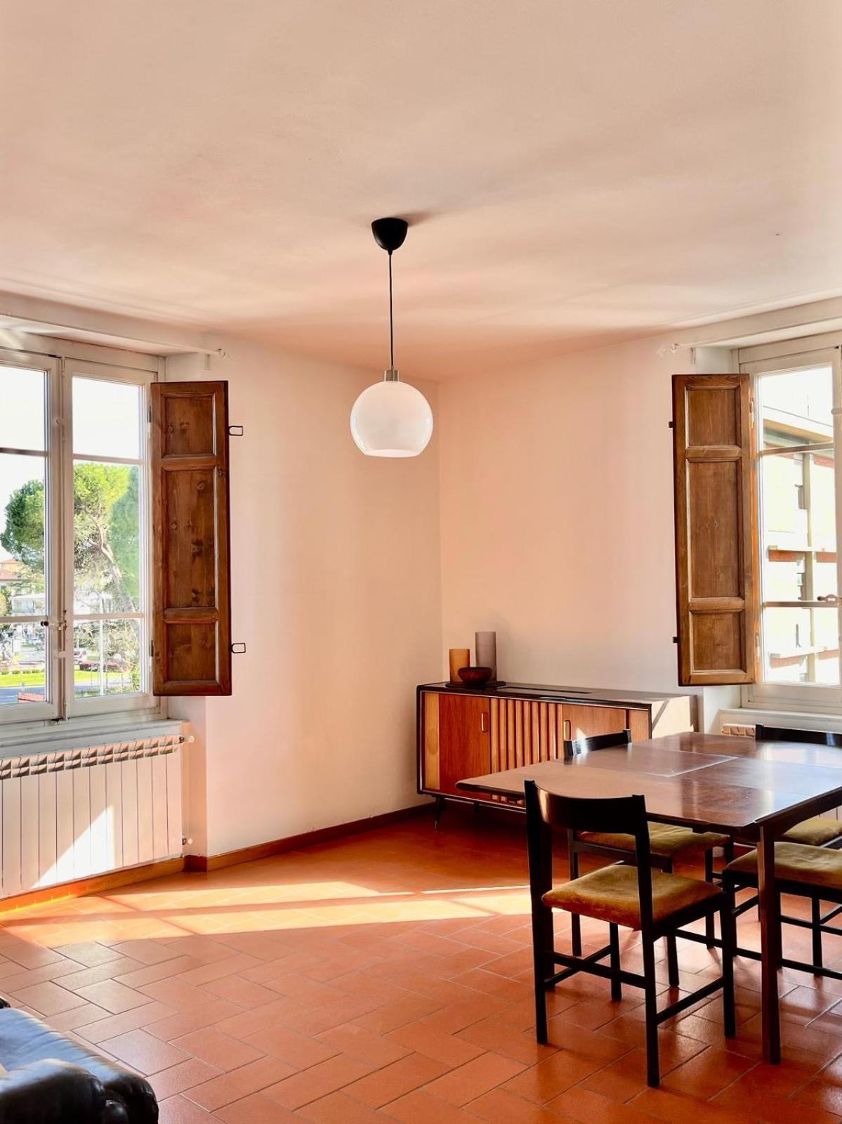 Charme Con Parcheggio Apartment Lucca Exterior photo