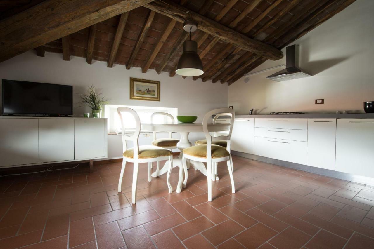 Charme Con Parcheggio Apartment Lucca Exterior photo